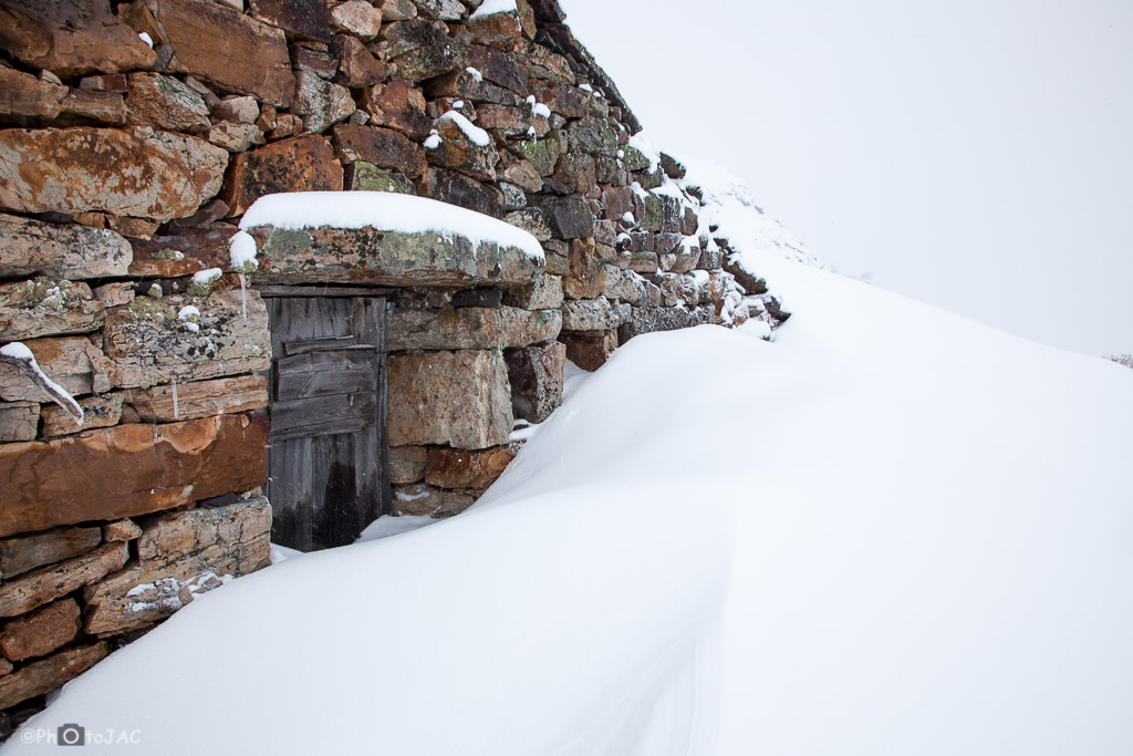 Ruta de las Brañas Teverganas en invierno. Braña Torce o Braña Aguil.